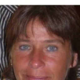 Claudia Pascoe
