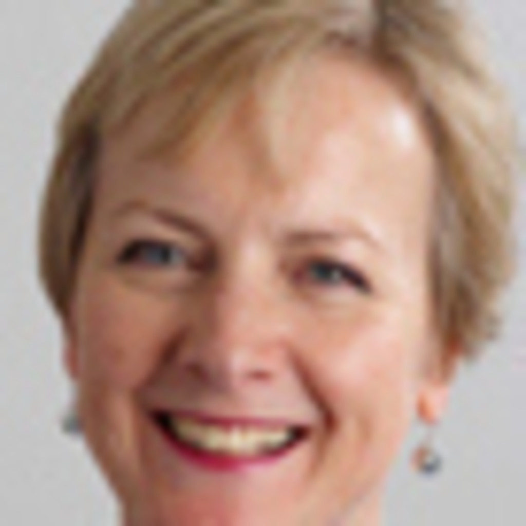 Louise Bradley Marketing Manager, PR& Comms EMEA Guidewire