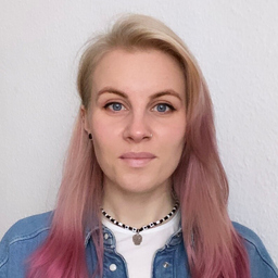 Xenia Reichard