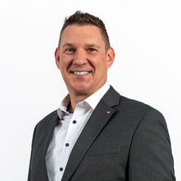 Dennis Schneiderat
