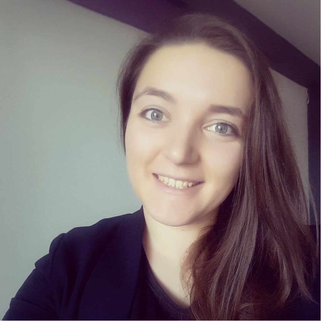 gabriela-micek-global-talent-community-specialist-alexander-mann