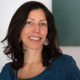 Claudia  Costas Linzer