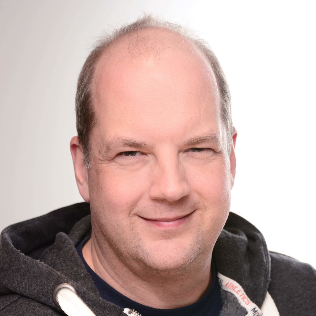 Sven Johannsen Product Manager, Production Manager Arteko LED