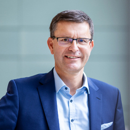Dr. Markus Binder