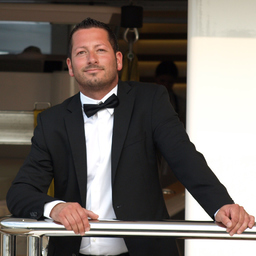 Mike Schöneberg