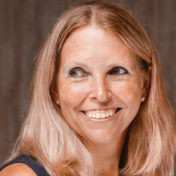 Nadine Bäcker