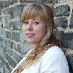 Jennifer Frömel-Nguyen