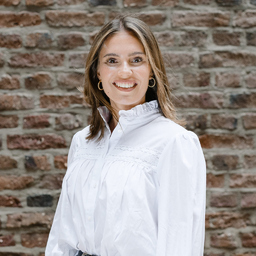 Julia Vienings