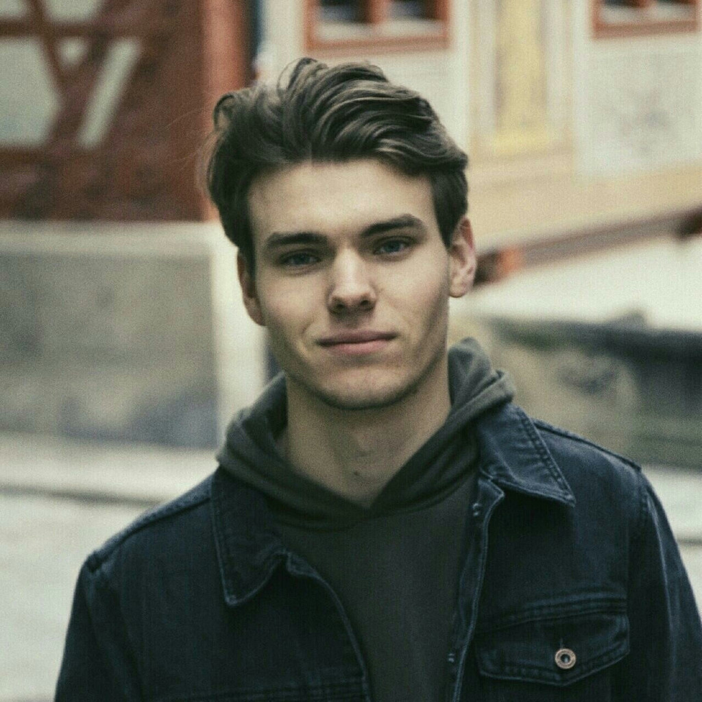 Steffen Mornhinweg Videoproduzent, Fotograf, Freelancer Blue Delta