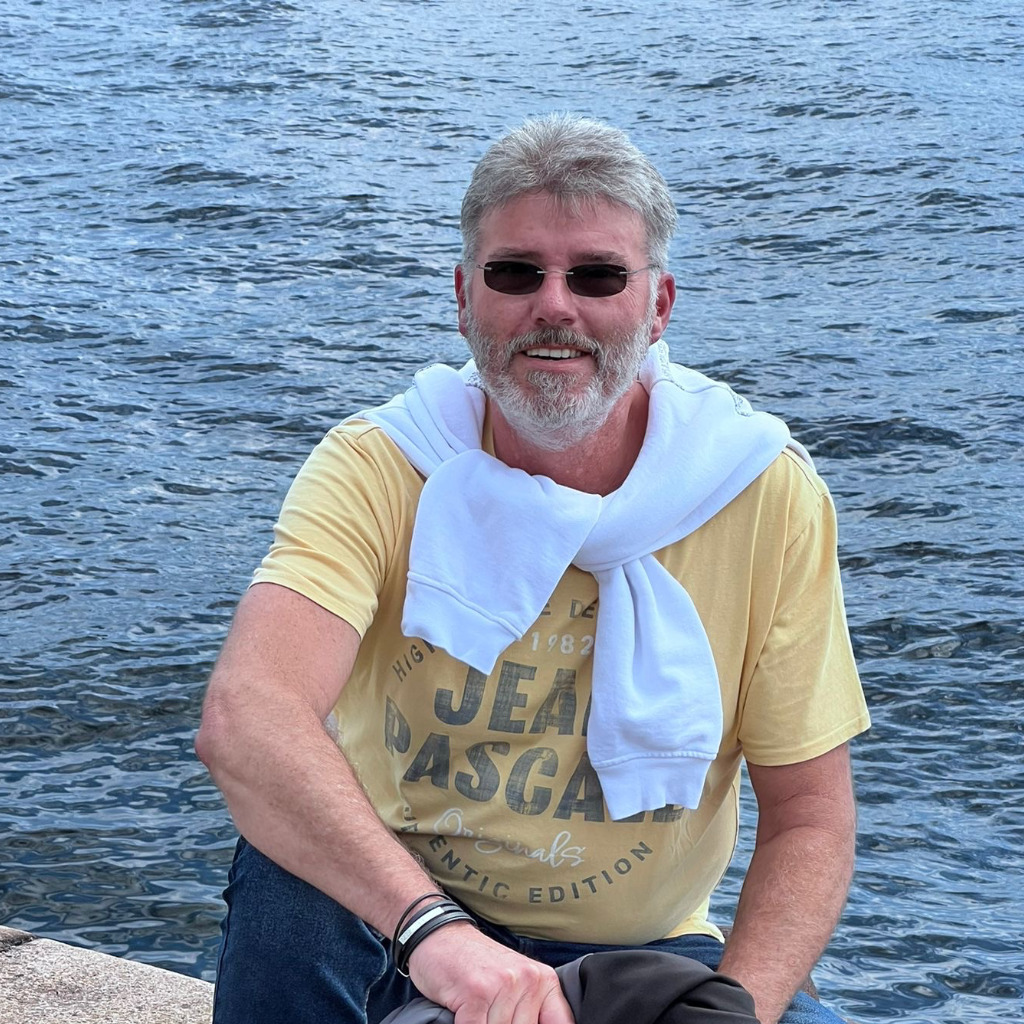 Andre Böhm Vertriebsmitarbeiter HUKCOBURG Versicherungsgruppe XING