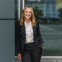 Dr. Lisa Locher