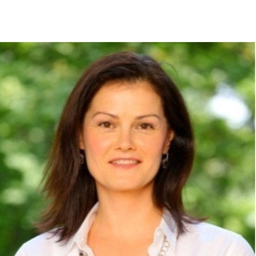 Christa Tuczai