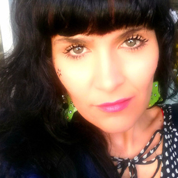 Elena Hrdina's profile picture