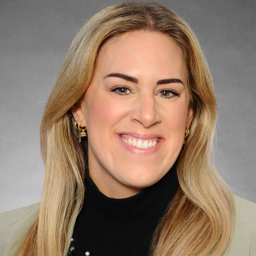 Cora Köster Beschäftigte im mittleren nichttechnischen