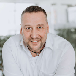 Sascha Schicho