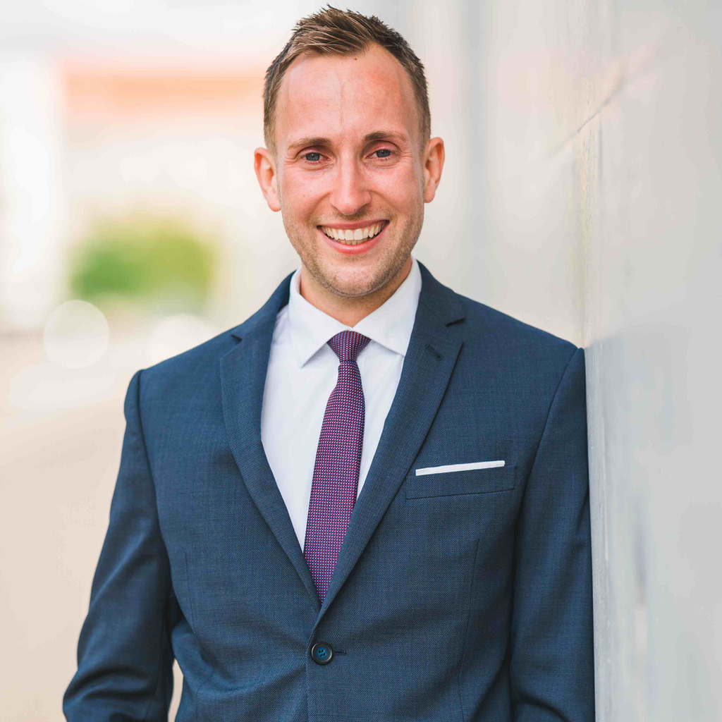 Christopher Horn Regionsleiter Private Banking Commerzbank AG XING