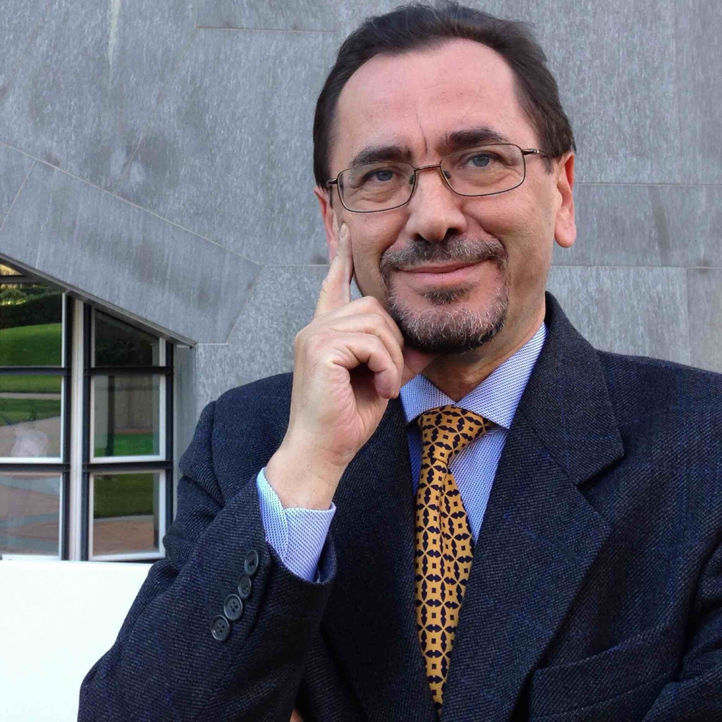 Giovanni Bettoni Founder and Visionary OMNIA Solutions XING