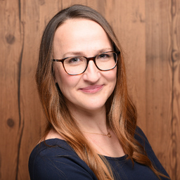Nicole Martens