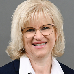 Christine Lindt