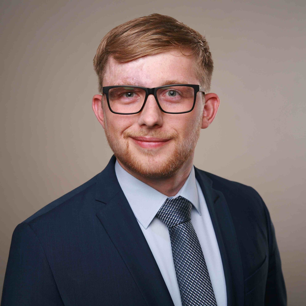 Franz Wilhelm Head of Group Finance RB Holding XING