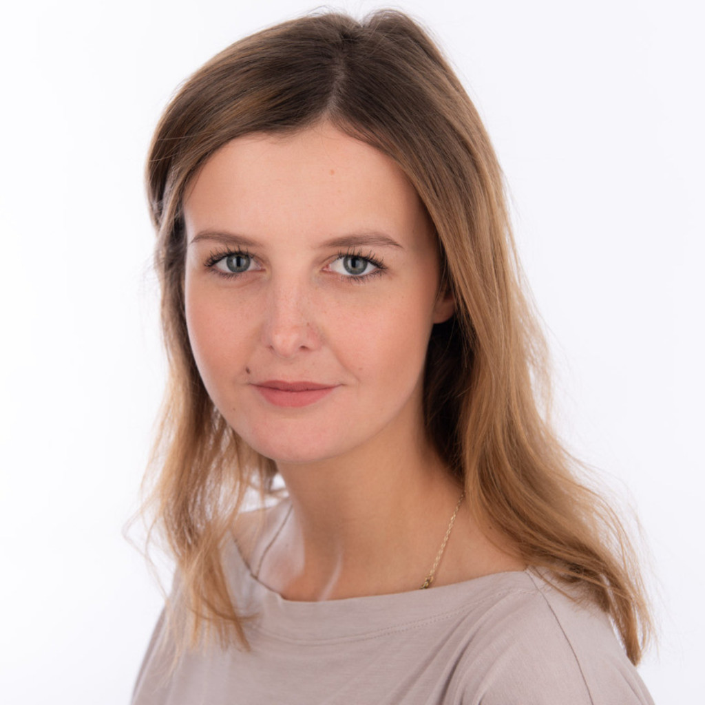 Social Media Profilbild Julia Steinebach Kaarst