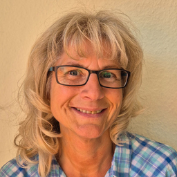 Nanette Barz