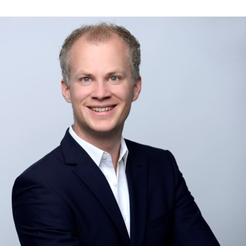 Stephan Fortmann Director Digital Media // Programmatic Strategy