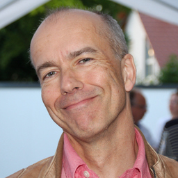 Ralf Henze