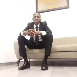 Mgcini Mpofu