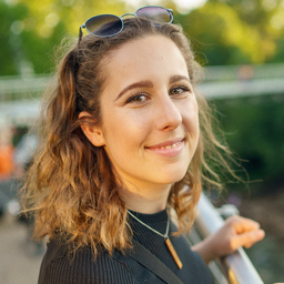 Vivien Kuhn
