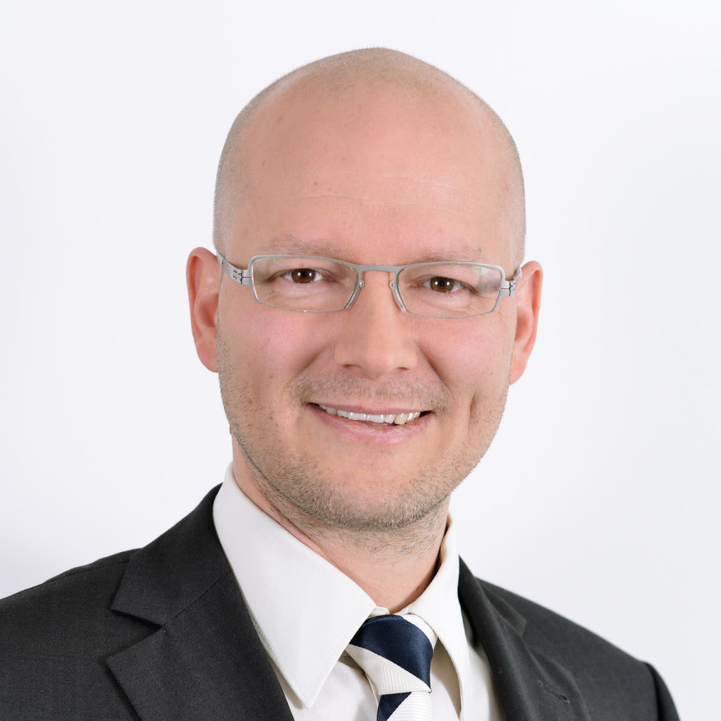 Falko Hille - Carrier Manager