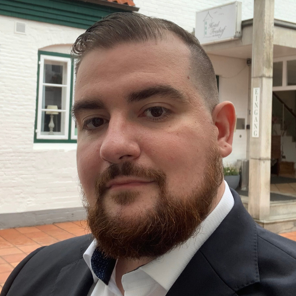 Alen Peric Referent für Prozessmanagement, Leistungsservice Leben