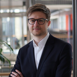 Dr. Tim Kämpfer