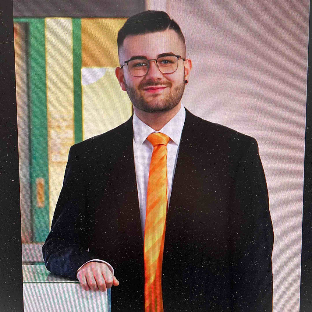 Lukas Kraus Bankkaufmann Raiffeisenbank Hohenloher Land eG XING