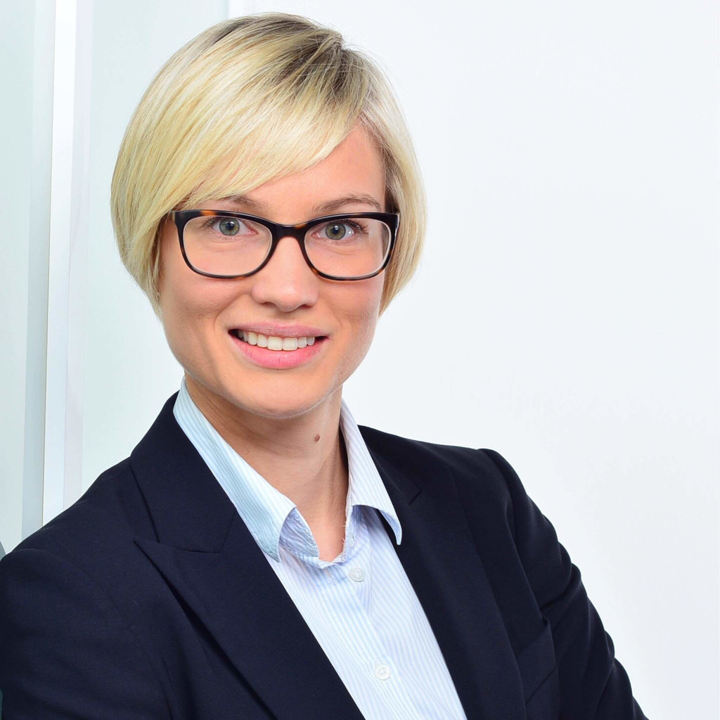 Anna Carina Kostrzewa Kreditanalyst Commercial Real Estate Finance