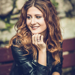 Nina Neuhold