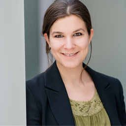Claudia Schmid