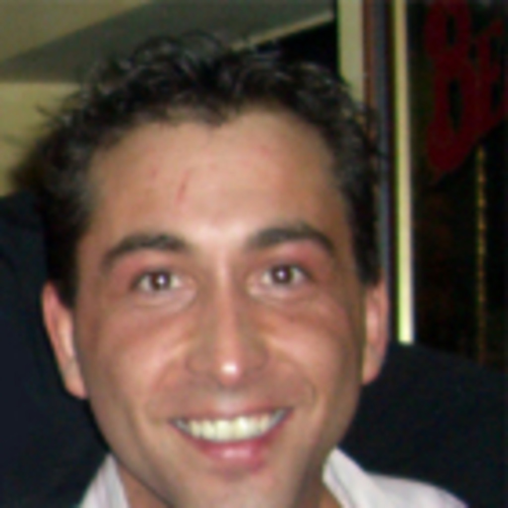 Social Media Profilbild Robin Knecht Frankfurt