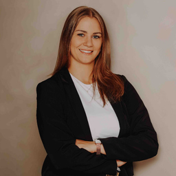Julia Deneke