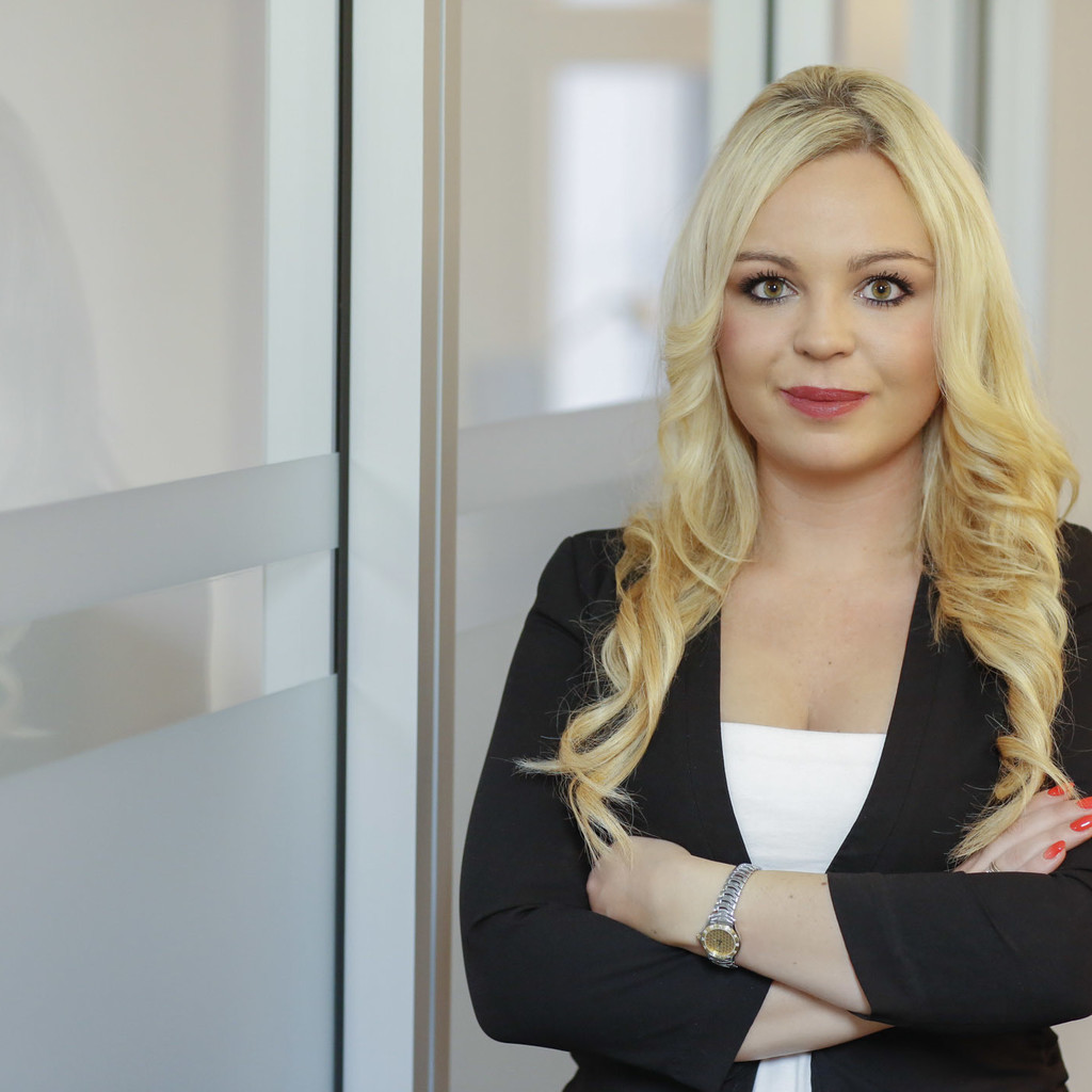 Stephanie Huth Vertrieb Bestandsimmobilien und