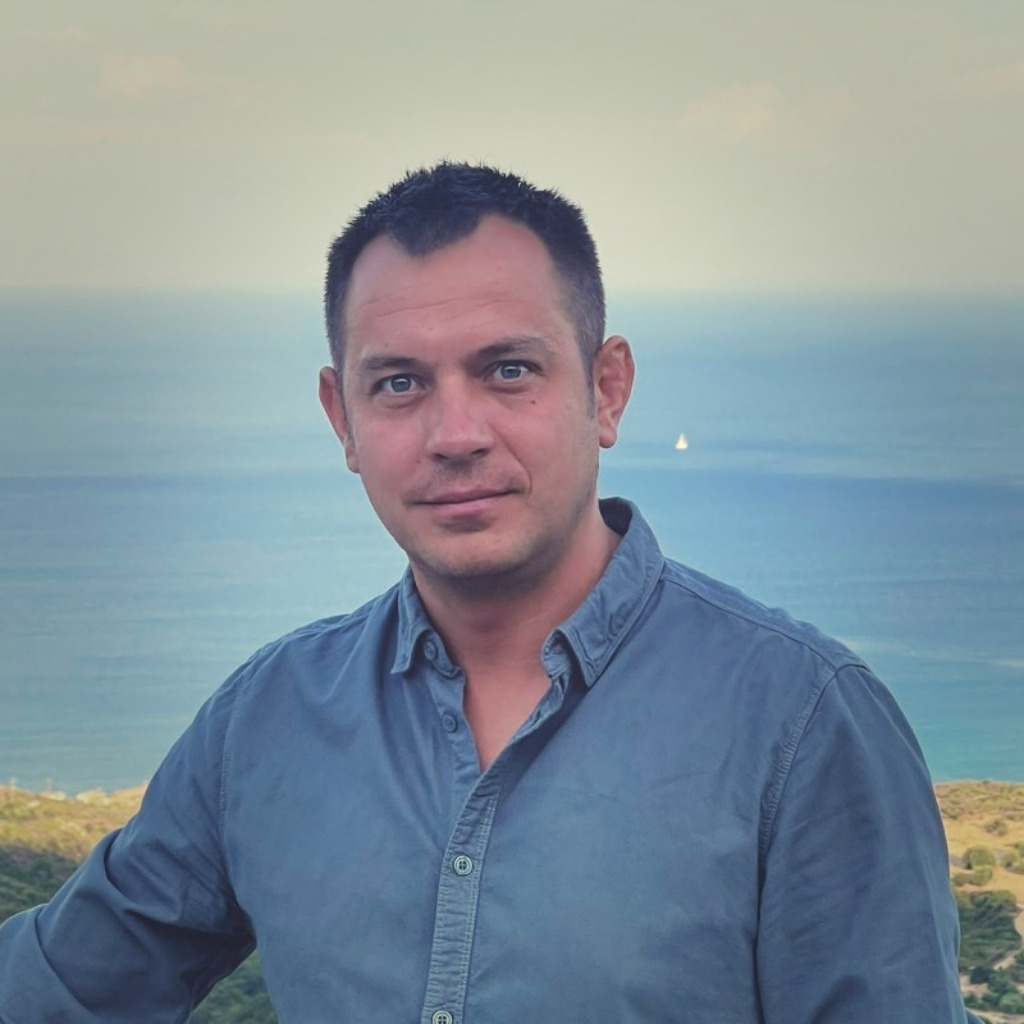 robert-petrovai-senior-sap-personalberater-bei-cloud-international