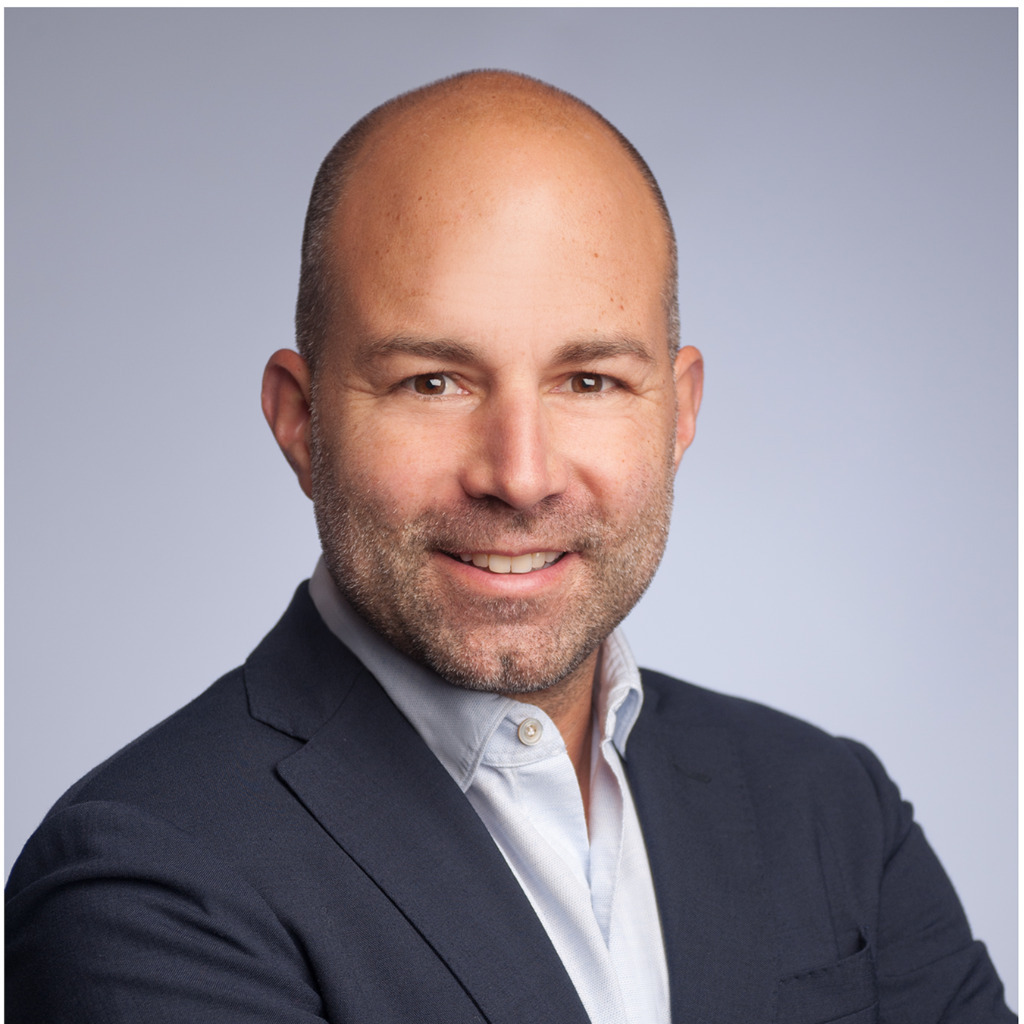 Alexander Bacher Abteilungsleiter Vorrichtungsbau, Ausbilder für