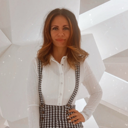 Alexandra Hütter
