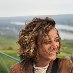 Ssonja Peter - Ihr findet mich auf LinkedIn 
