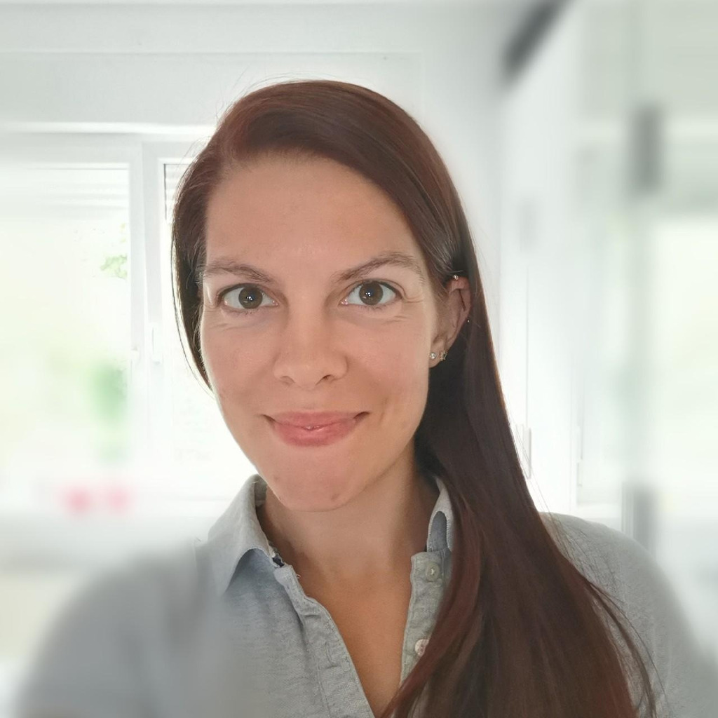 Elisabeth Sewald Senior Implementation Consultant Zucchetti Austria