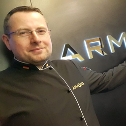 Dominic Hirschfelder