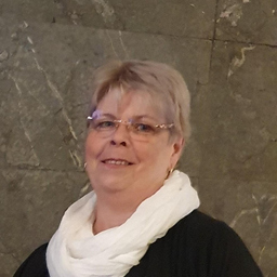 Simone Lange