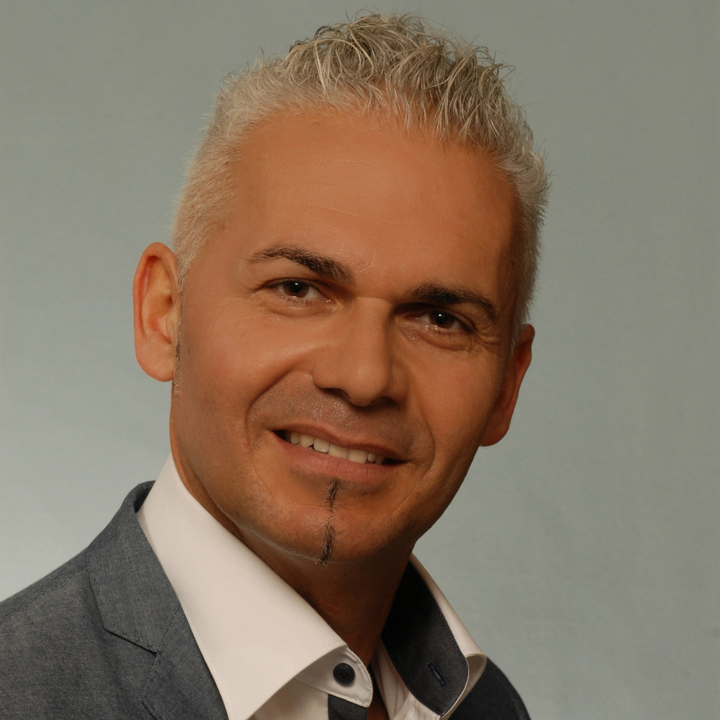 Salvatore Cavallaro Supervisor Operational Purchasing RIEDEL