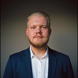 Denis Tkachuk 