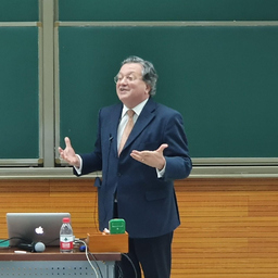 Prof. Dr. Savas Tumis